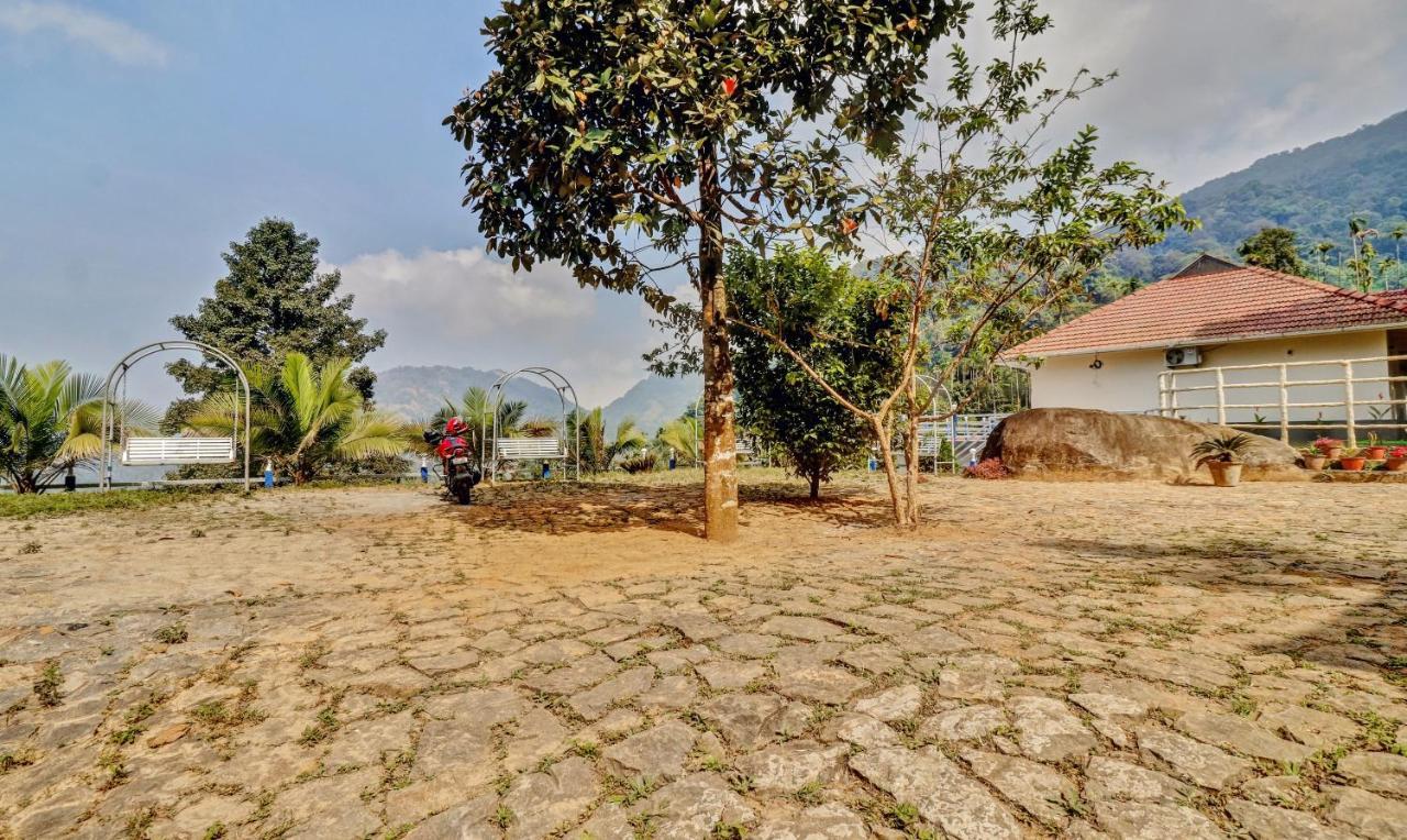 Treebo Tryst Jathika Resorts Kozhikode Ngoại thất bức ảnh